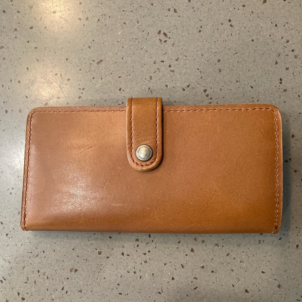 Portland Leather Goods Bi Fold Wallet